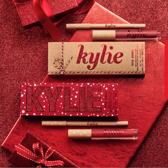 Kylie Cosmetics Holiday Collection Matte Lip Kit - Picture 10 of 14